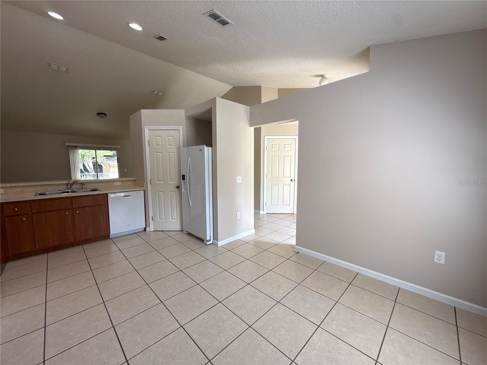 88 DOGWOOD DRIVE LOOP, OCALA, FL, 34472