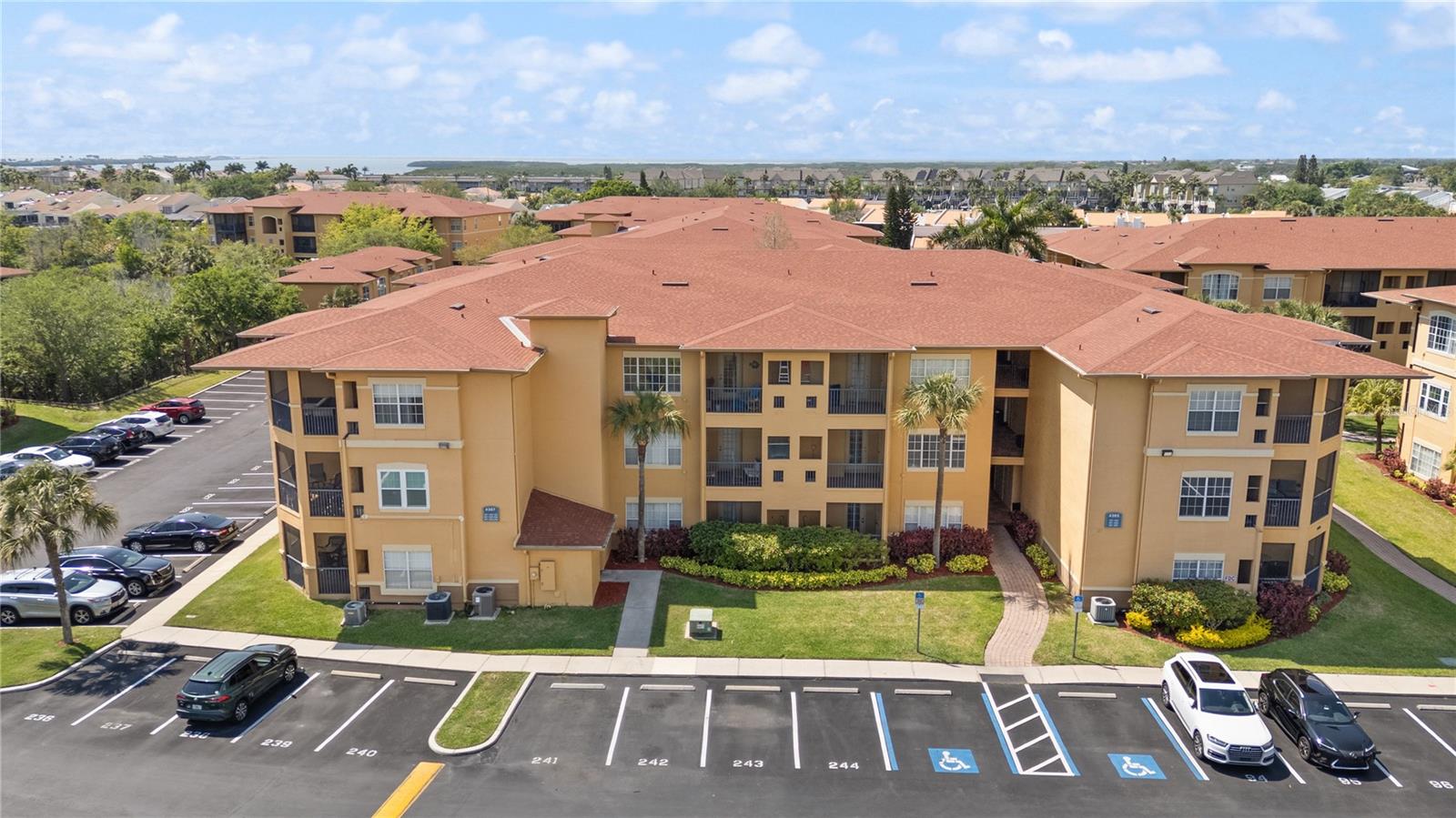 4307 BAYSIDE VILLAGE DR #103, TAMPA, FL, 33615