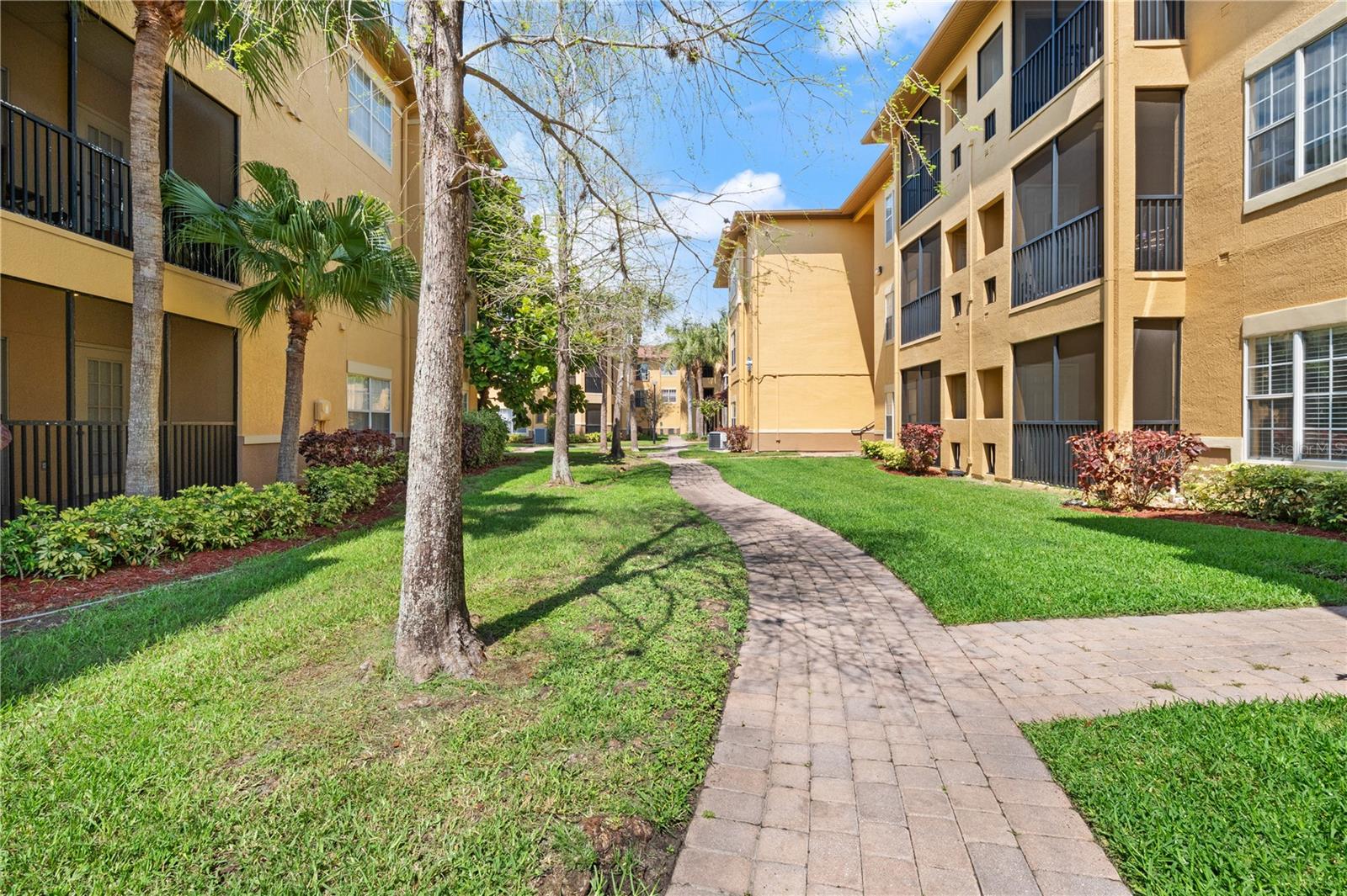 4307 BAYSIDE VILLAGE DR #103, TAMPA, FL, 33615