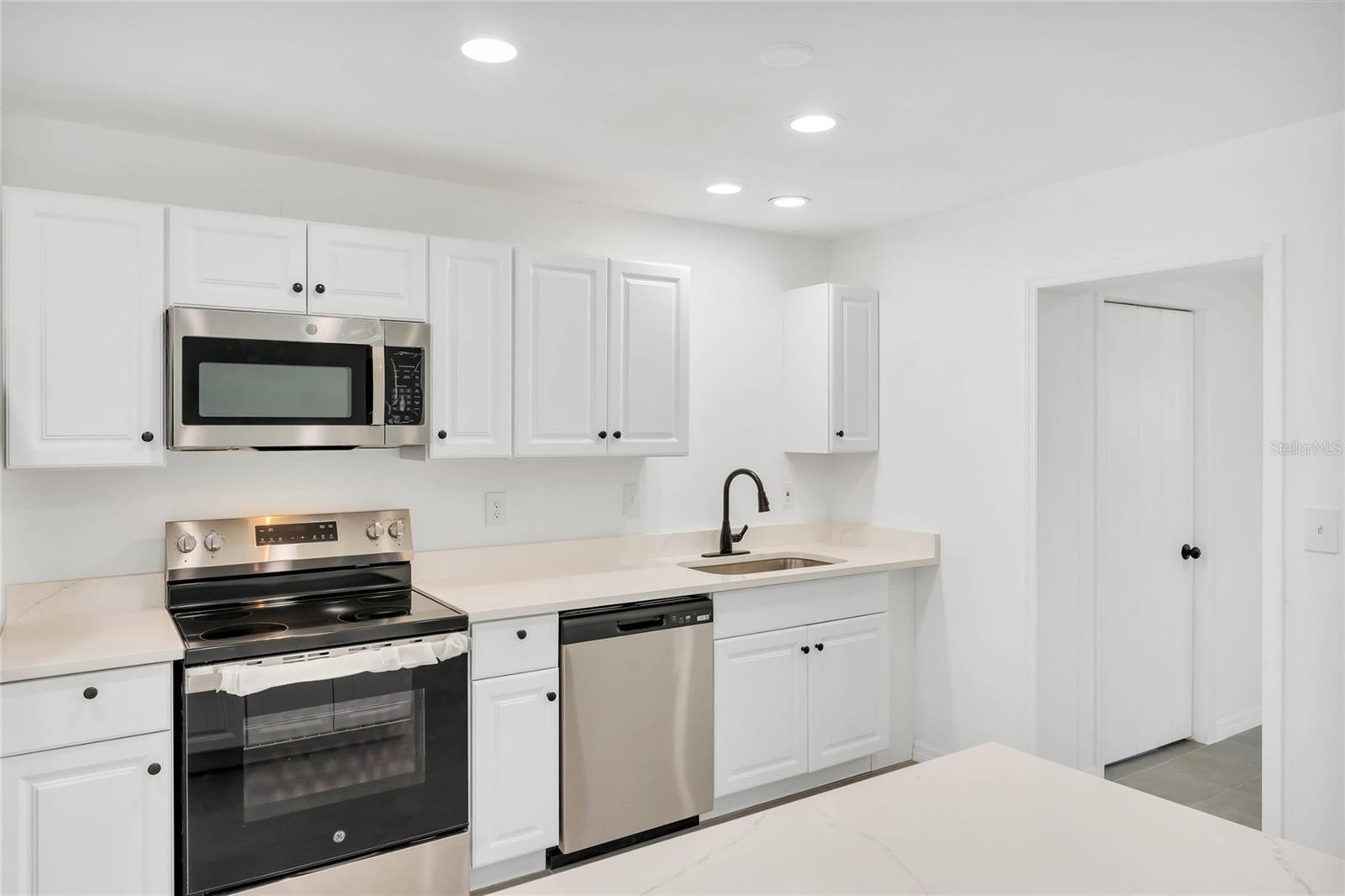 448 RIDGE DR, SANFORD, FL, 32773