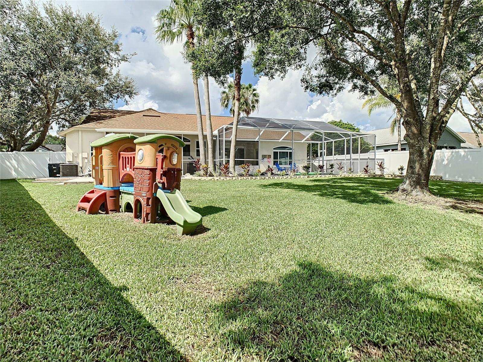 1521 CROOKED STICK DR, VALRICO, FL, 33596