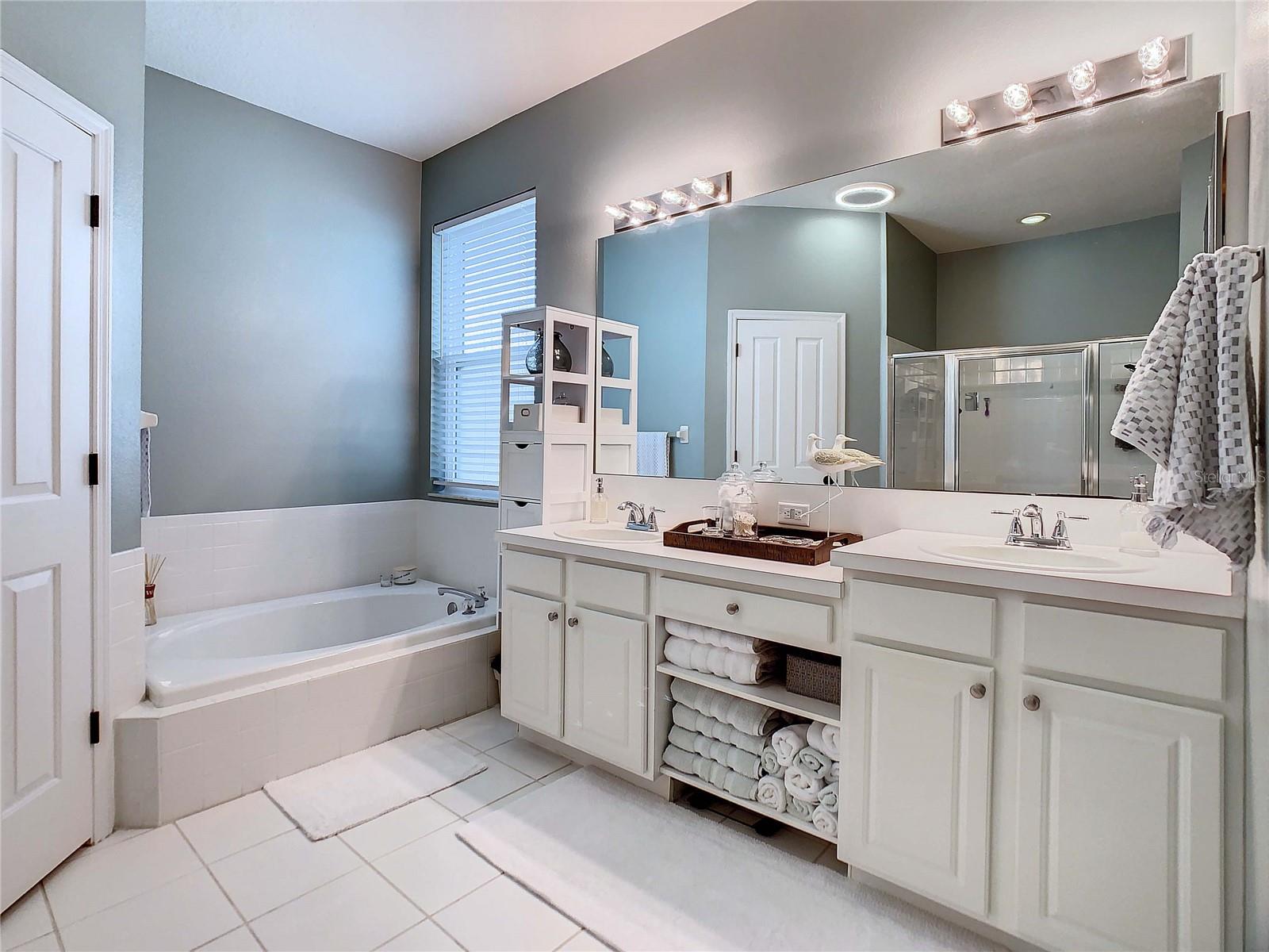 1521 CROOKED STICK DR, VALRICO, FL, 33596