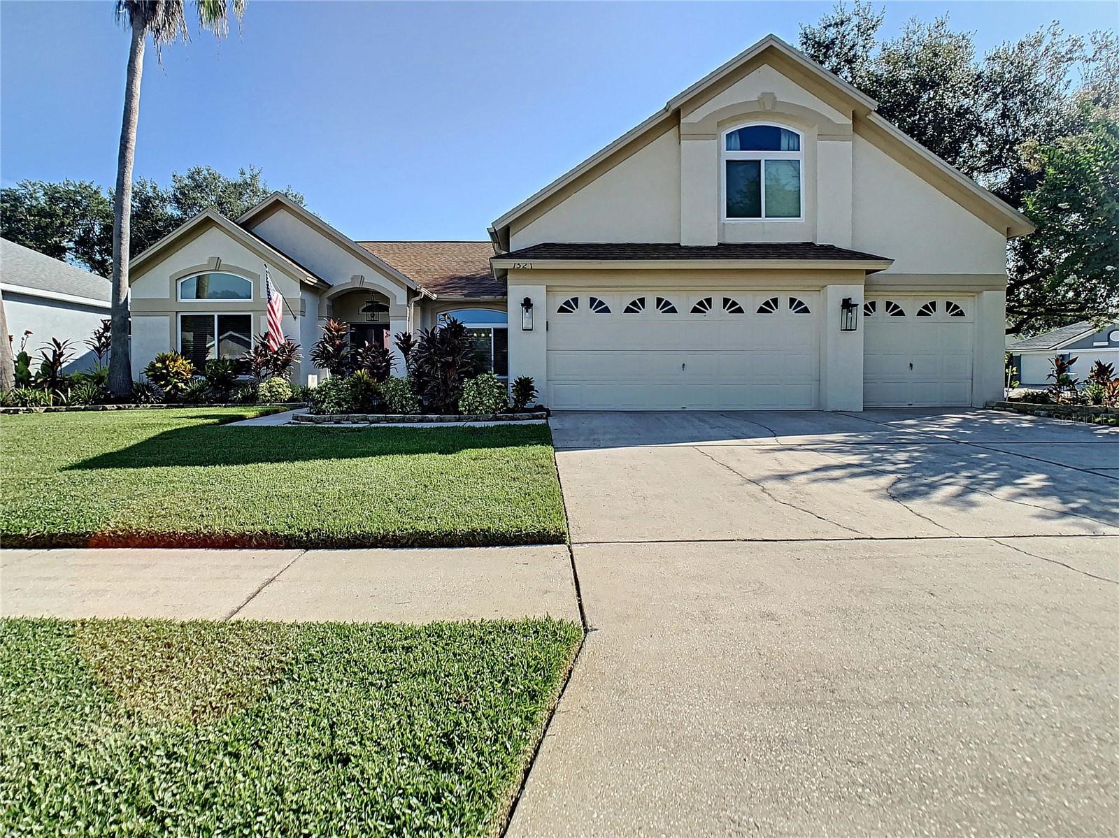 1521 CROOKED STICK DR, VALRICO, FL, 33596