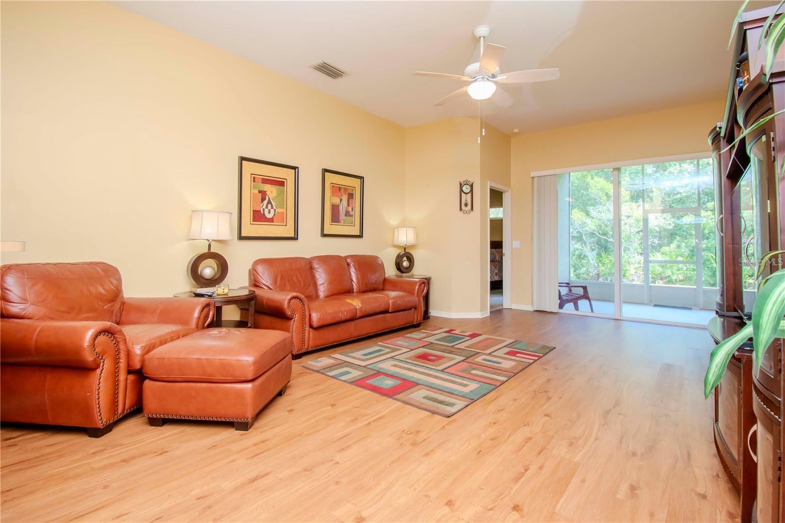 1924 GRENVILLE CT, WESLEY CHAPEL, FL, 33543