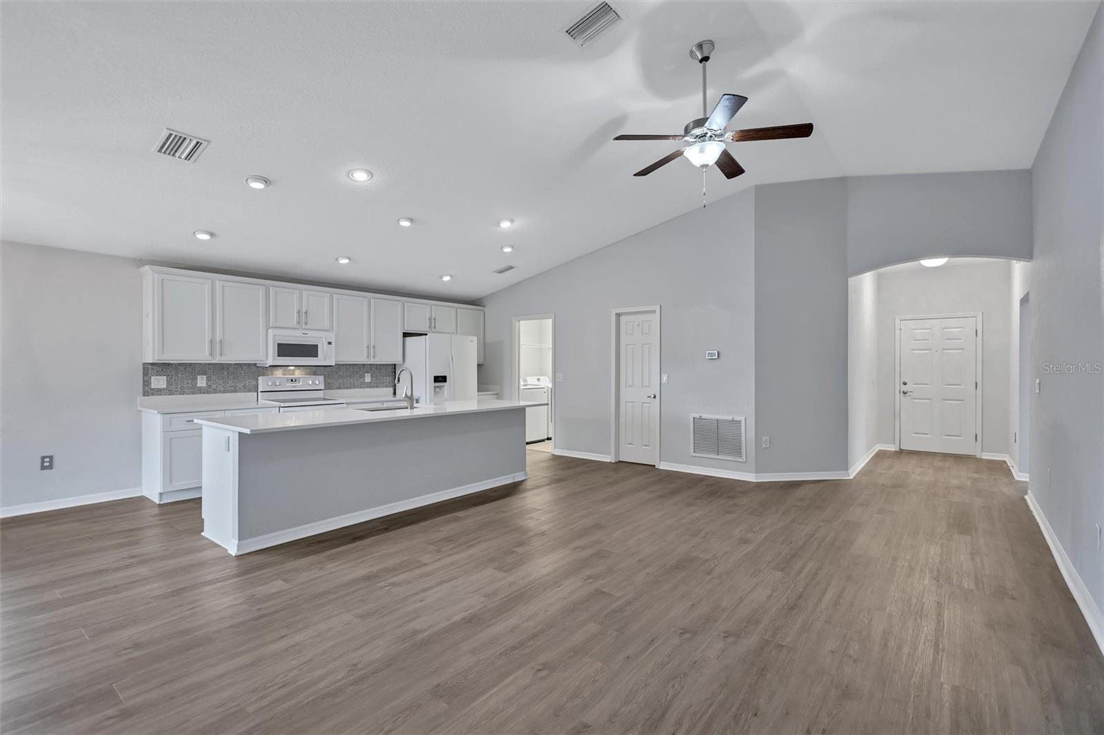 7056 GIDEON CIR, ZEPHYRHILLS, FL, 33541
