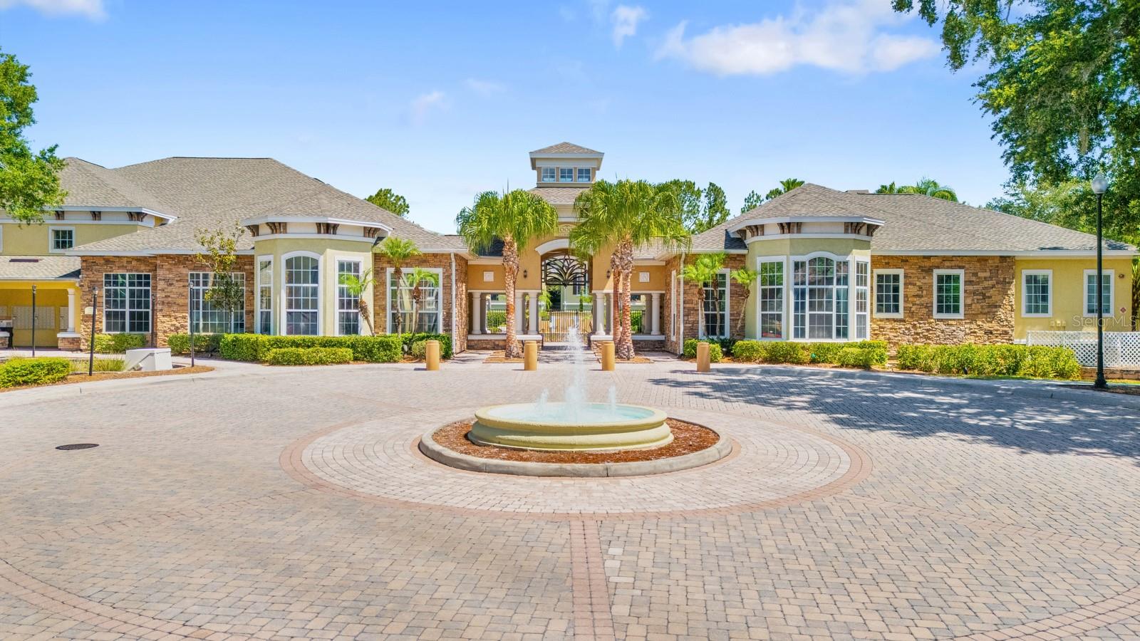 12011 COURTNEY PALMS #303, TAMPA, FL, 33619