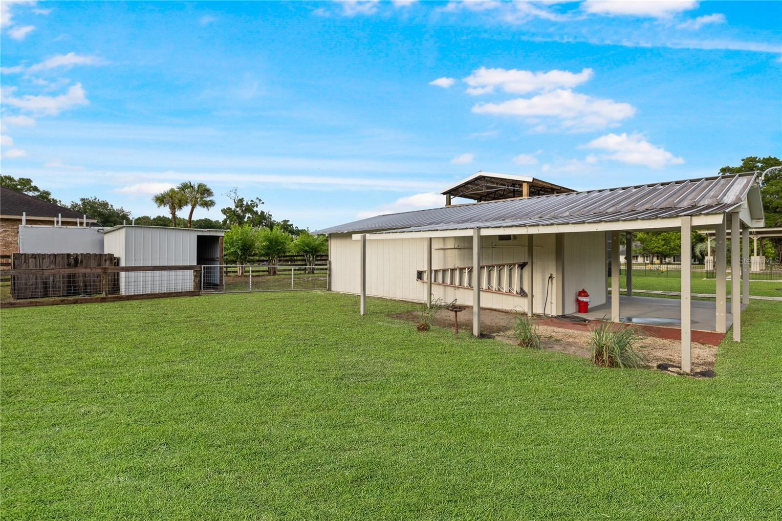 2900 BETTY DR, DELAND, FL, 32720