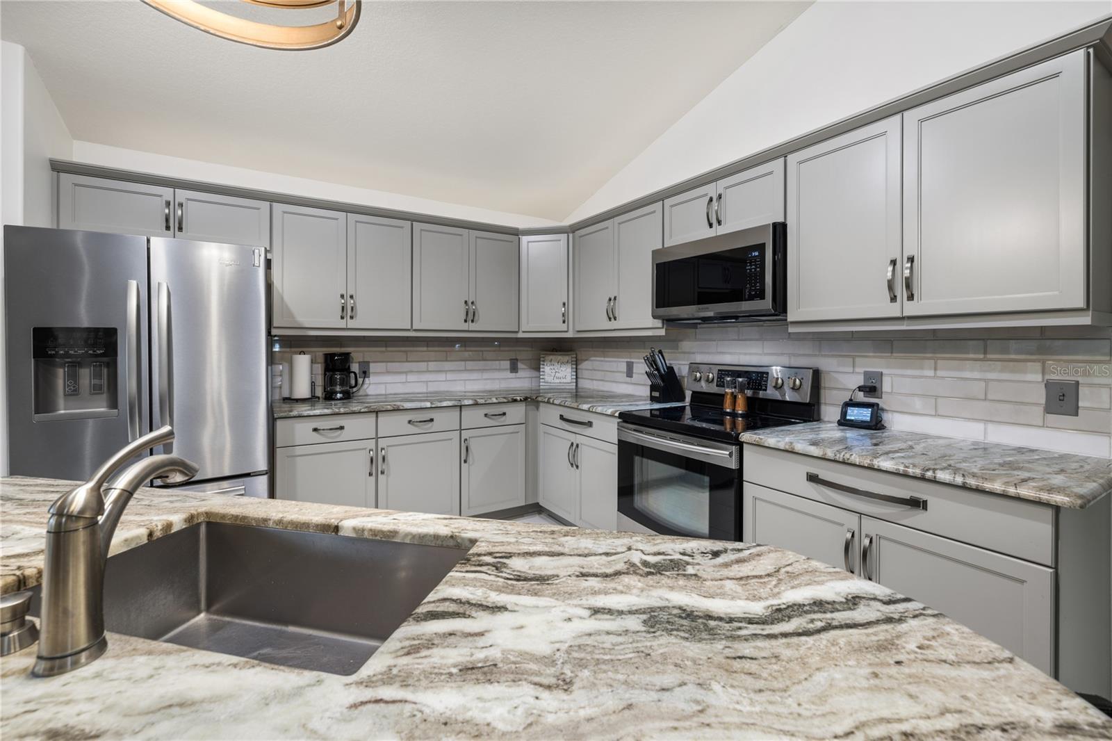 2900 BETTY DR, DELAND, FL, 32720