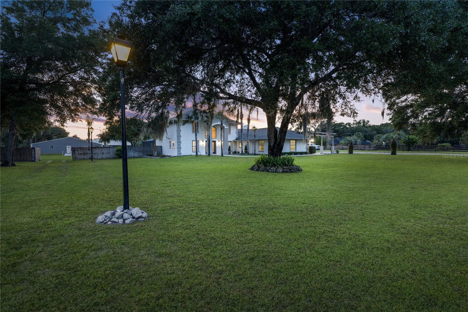 2900 BETTY DR, DELAND, FL, 32720
