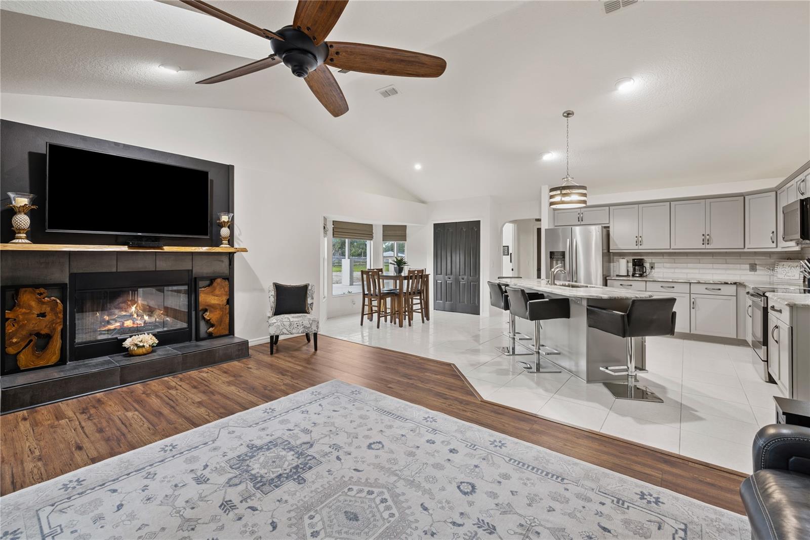 2900 BETTY DR, DELAND, FL, 32720