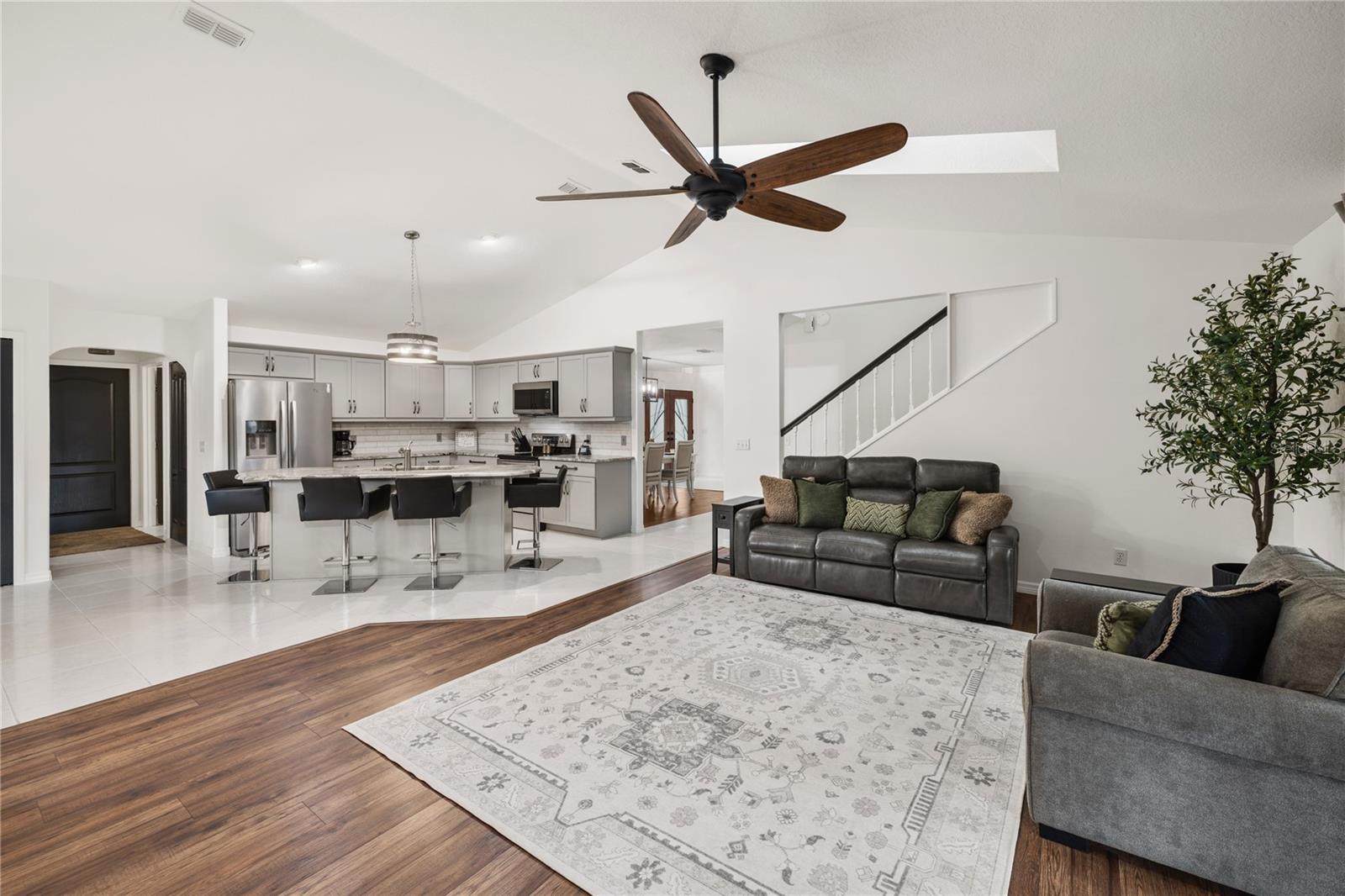 2900 BETTY DR, DELAND, FL, 32720