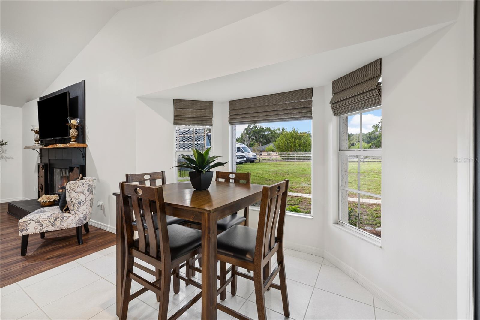 2900 BETTY DR, DELAND, FL, 32720