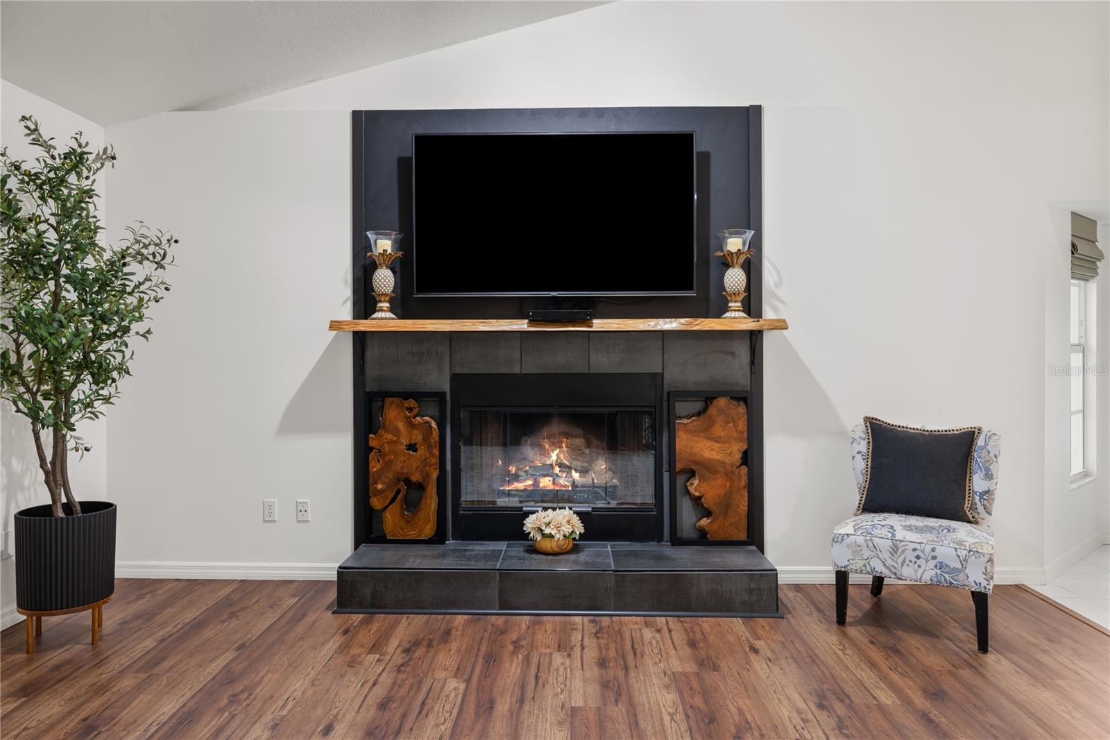 2900 BETTY DR, DELAND, FL, 32720