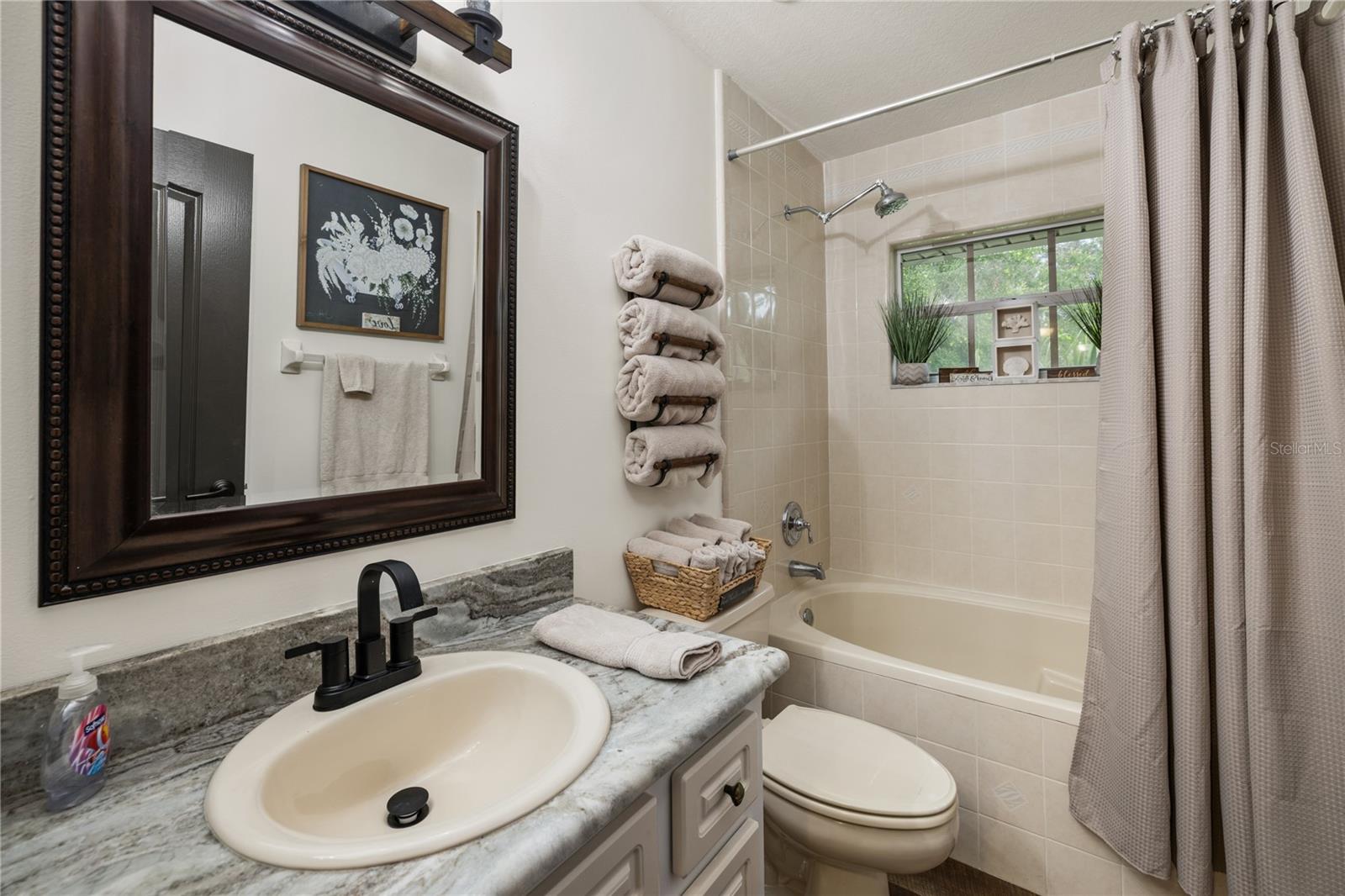 2900 BETTY DR, DELAND, FL, 32720