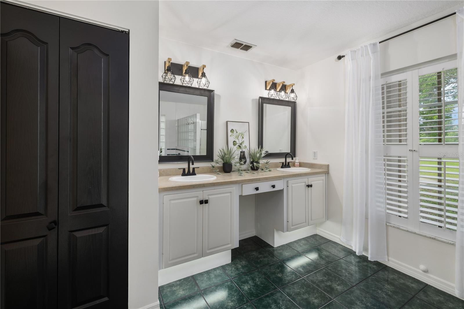 2900 BETTY DR, DELAND, FL, 32720