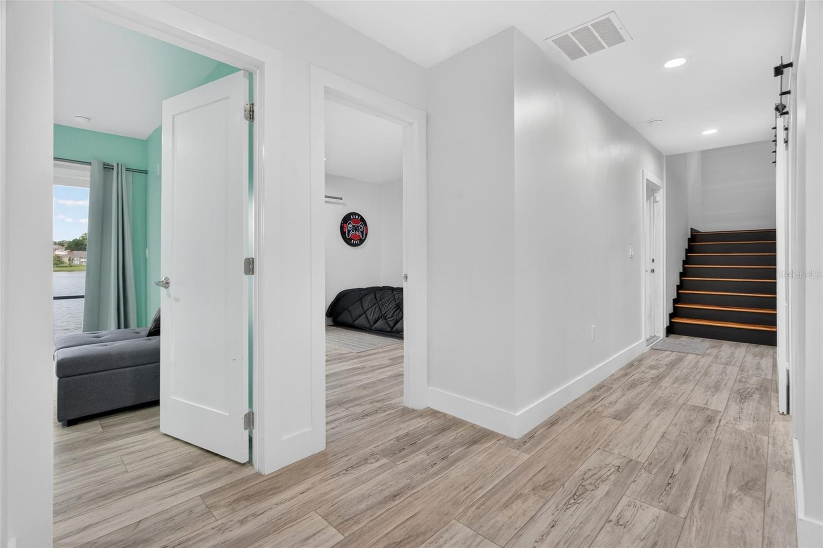 3059 S LAKESHORE CT, EUSTIS, FL, 32726