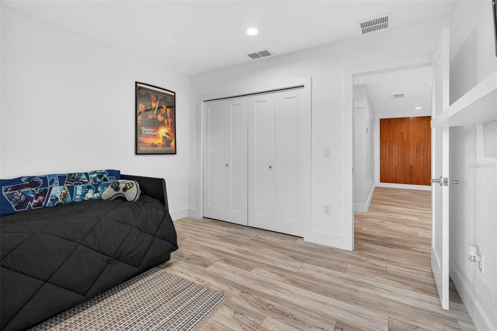 3059 S LAKESHORE CT, EUSTIS, FL, 32726