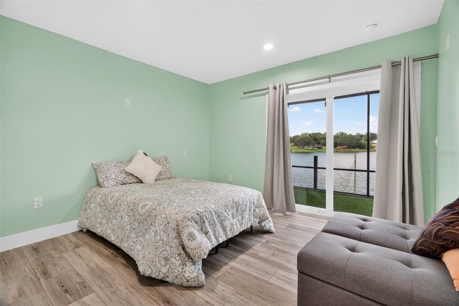 3059 S LAKESHORE CT, EUSTIS, FL, 32726