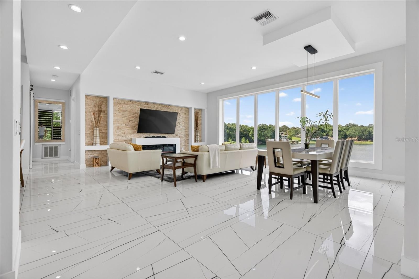 3059 S LAKESHORE CT, EUSTIS, FL, 32726