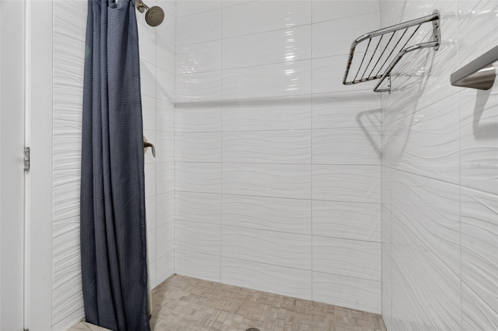 3059 S LAKESHORE CT, EUSTIS, FL, 32726