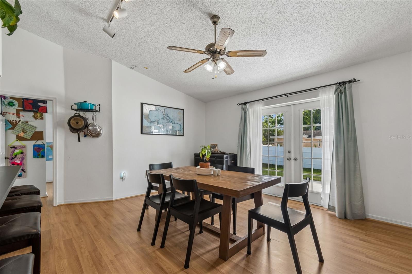 1898 76TH PL N, ST PETERSBURG, FL, 33702
