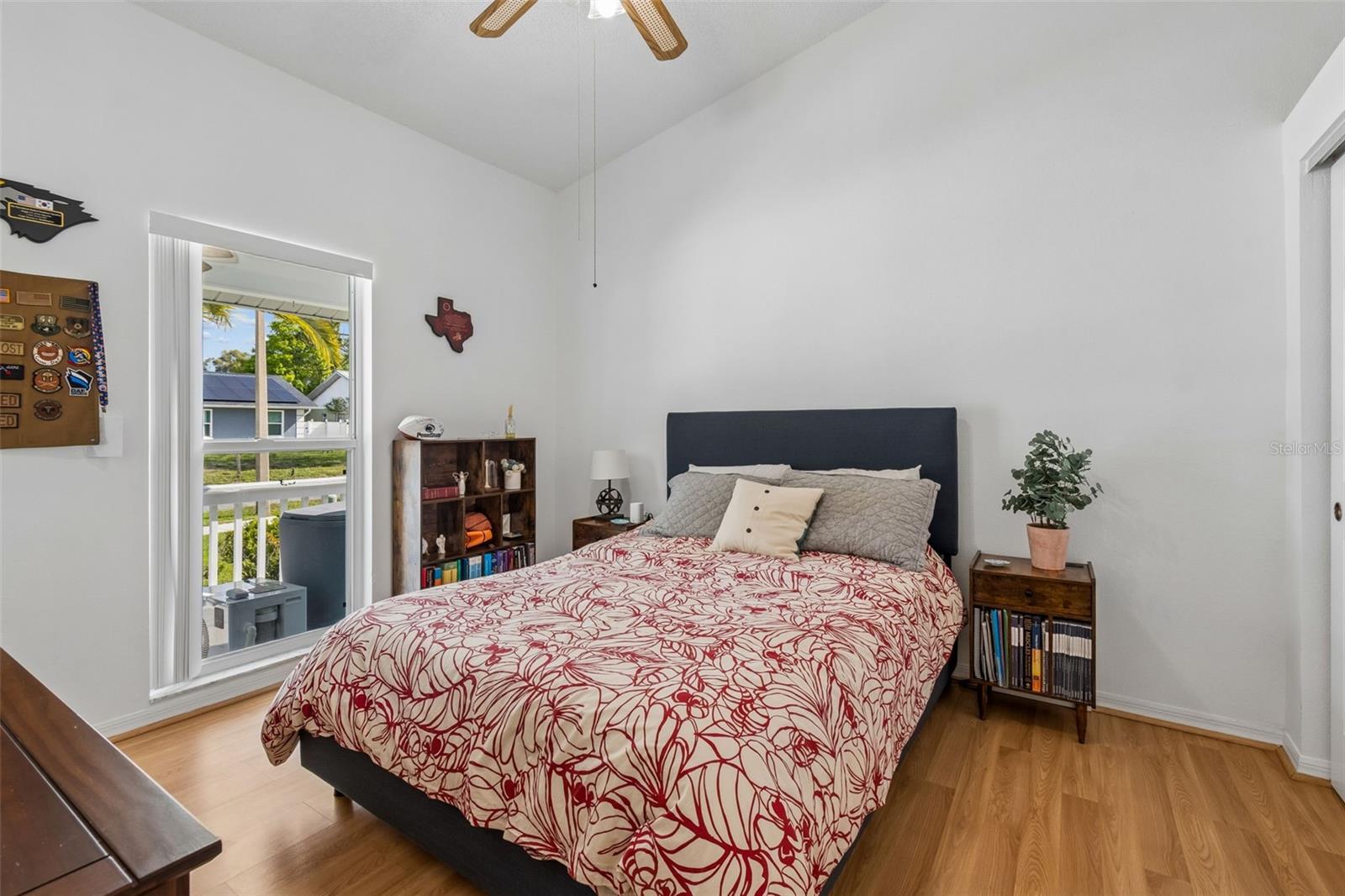 1898 76TH PL N, ST PETERSBURG, FL, 33702