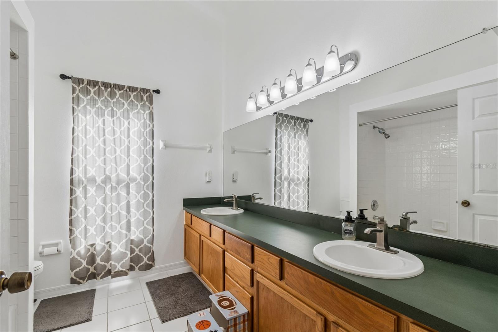 1898 76TH PL N, ST PETERSBURG, FL, 33702