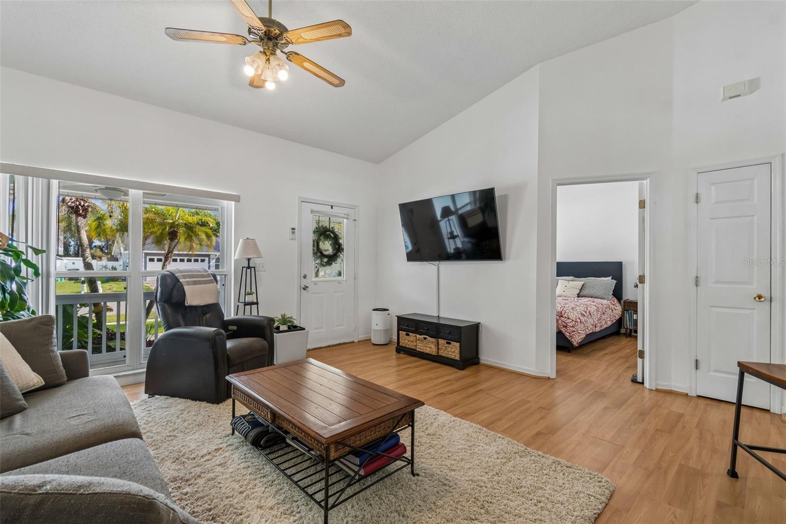 1898 76TH PL N, ST PETERSBURG, FL, 33702