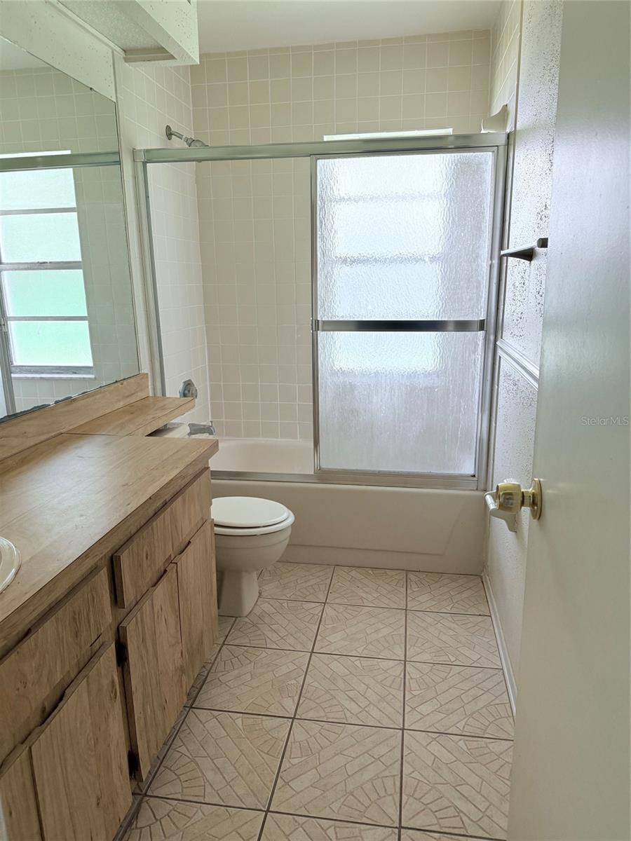 1636 BAKER RD, LUTZ, FL, 33559