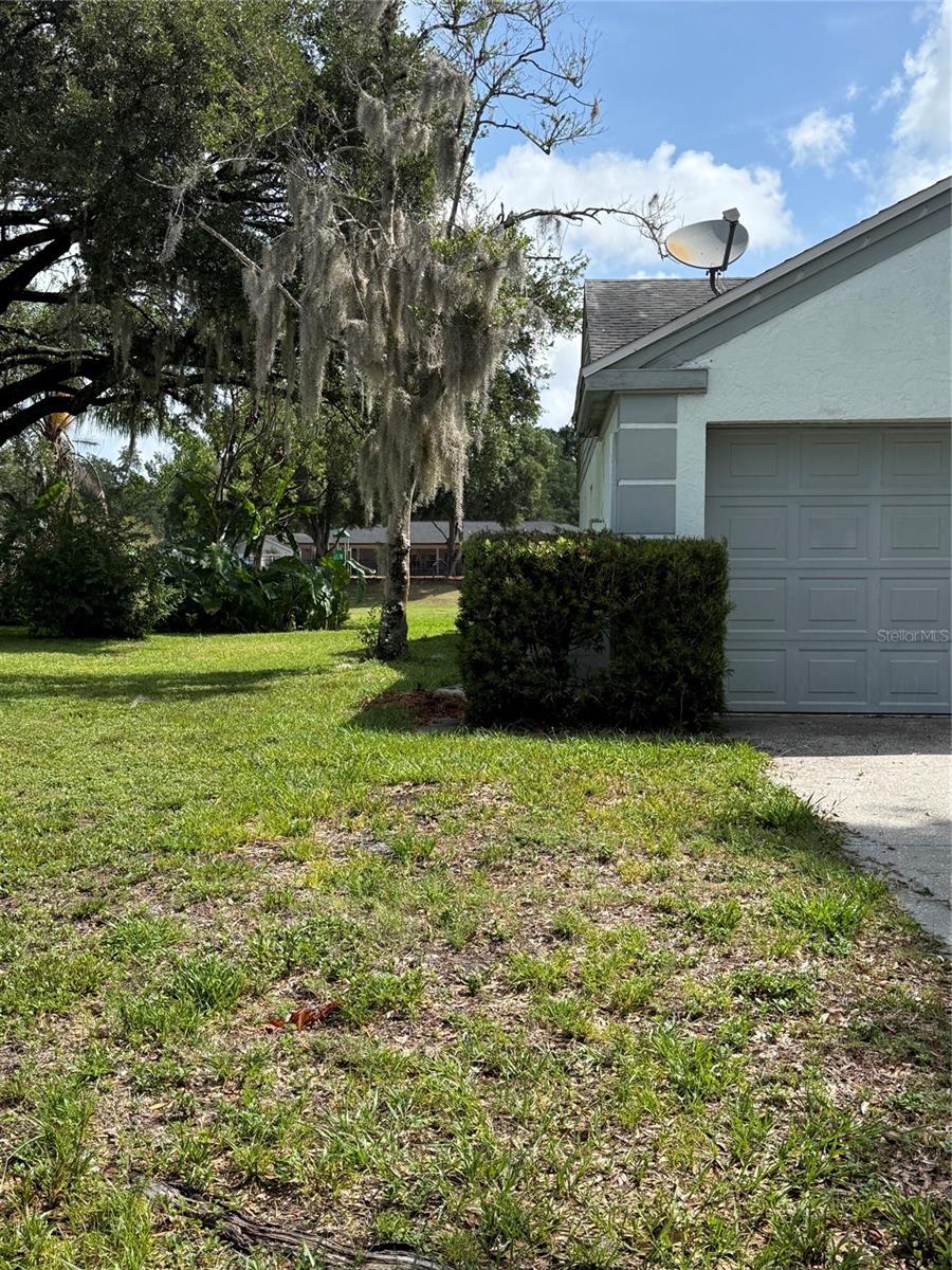 1636 BAKER RD, LUTZ, FL, 33559