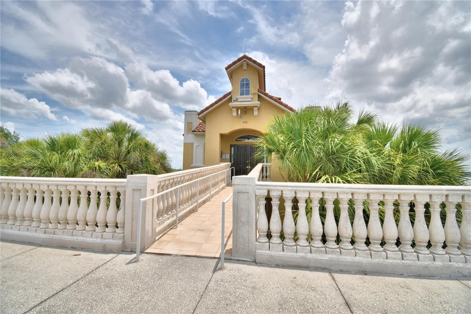 8743 THE ESPLANADE #8, ORLANDO, FL, 32836