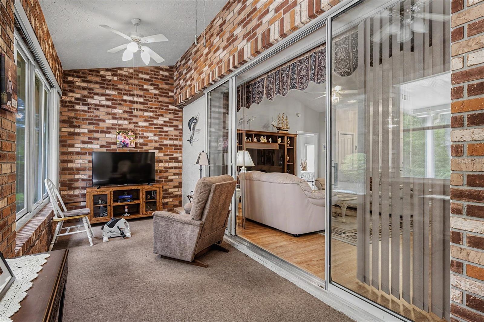 6634 NORTHLAKE DR, ZEPHYRHILLS, FL, 33542