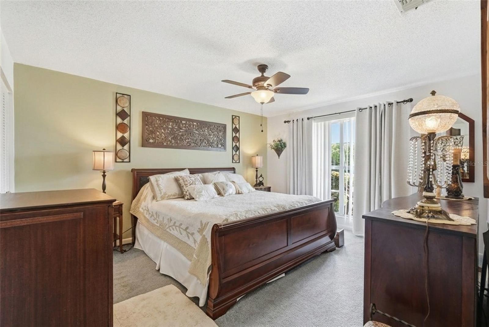18441 ORANGECREST CT, LEHIGH ACRES, FL, 33936