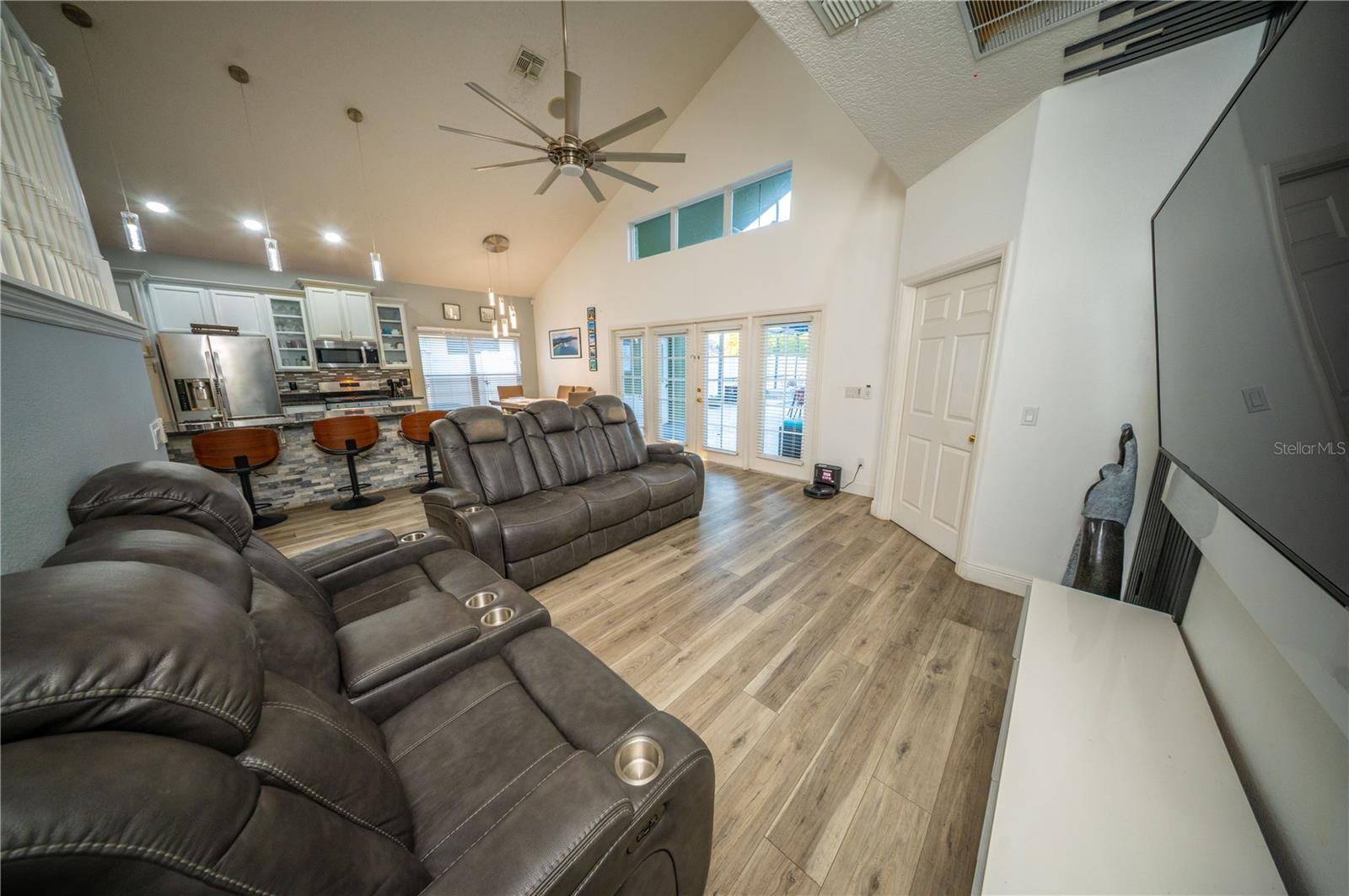 8032 ACADIA ESTATES CT, KISSIMMEE, FL, 34747