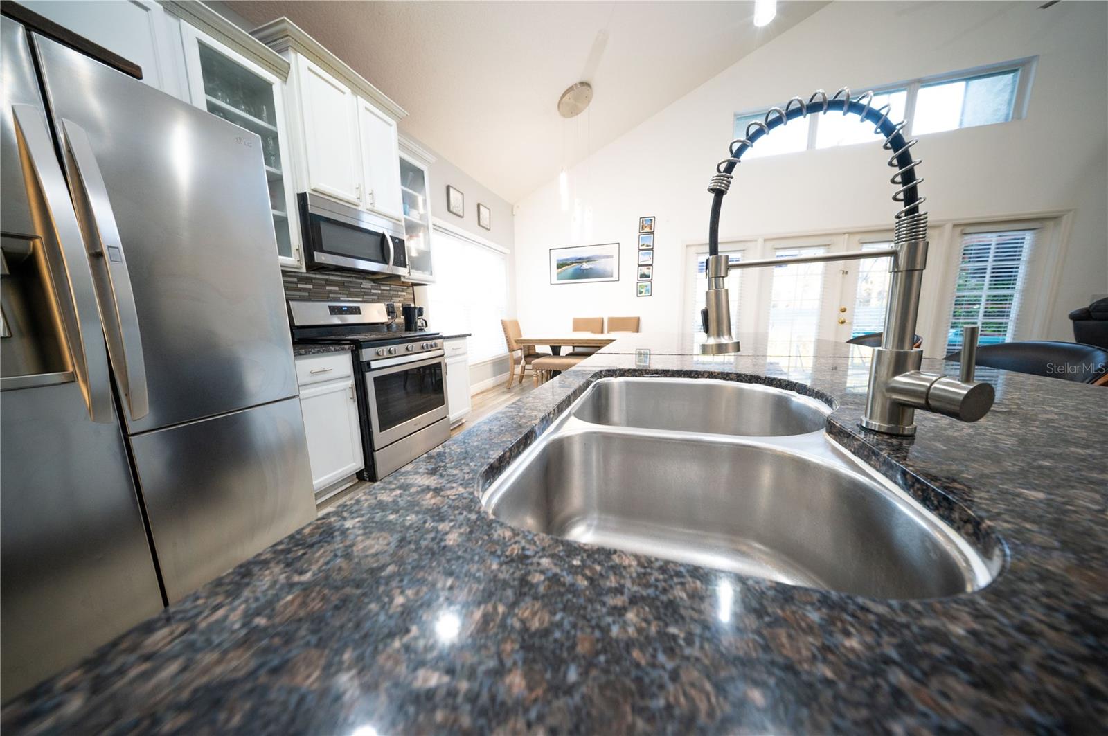 8032 ACADIA ESTATES CT, KISSIMMEE, FL, 34747
