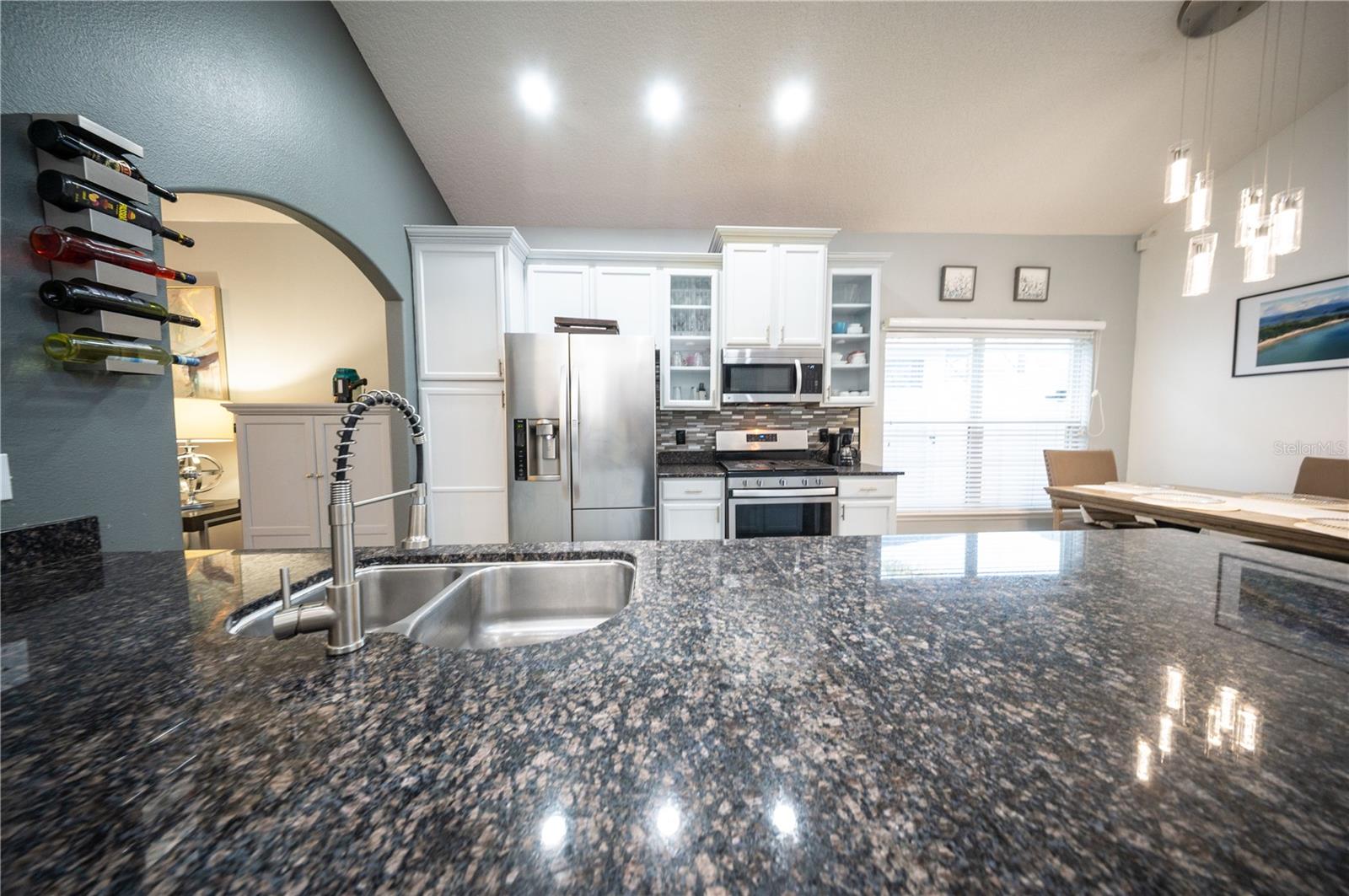 8032 ACADIA ESTATES CT, KISSIMMEE, FL, 34747