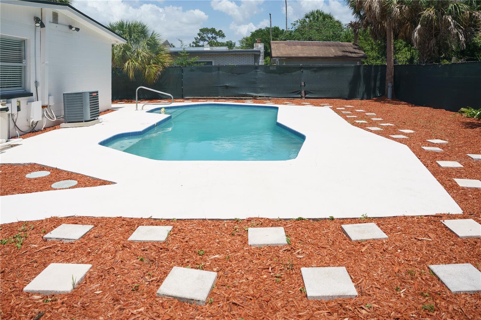 6552 S WEST SHORE CIR, TAMPA, FL, 33616