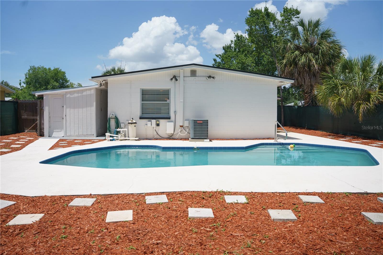 6552 S WEST SHORE CIR, TAMPA, FL, 33616