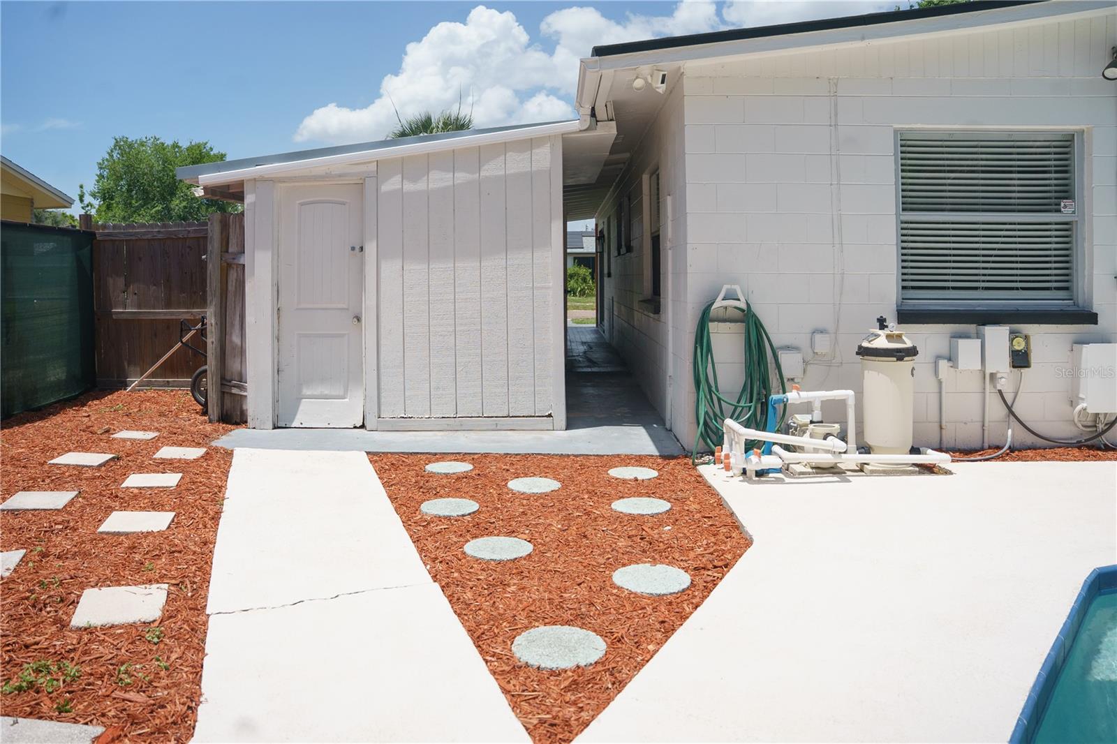 6552 S WEST SHORE CIR, TAMPA, FL, 33616
