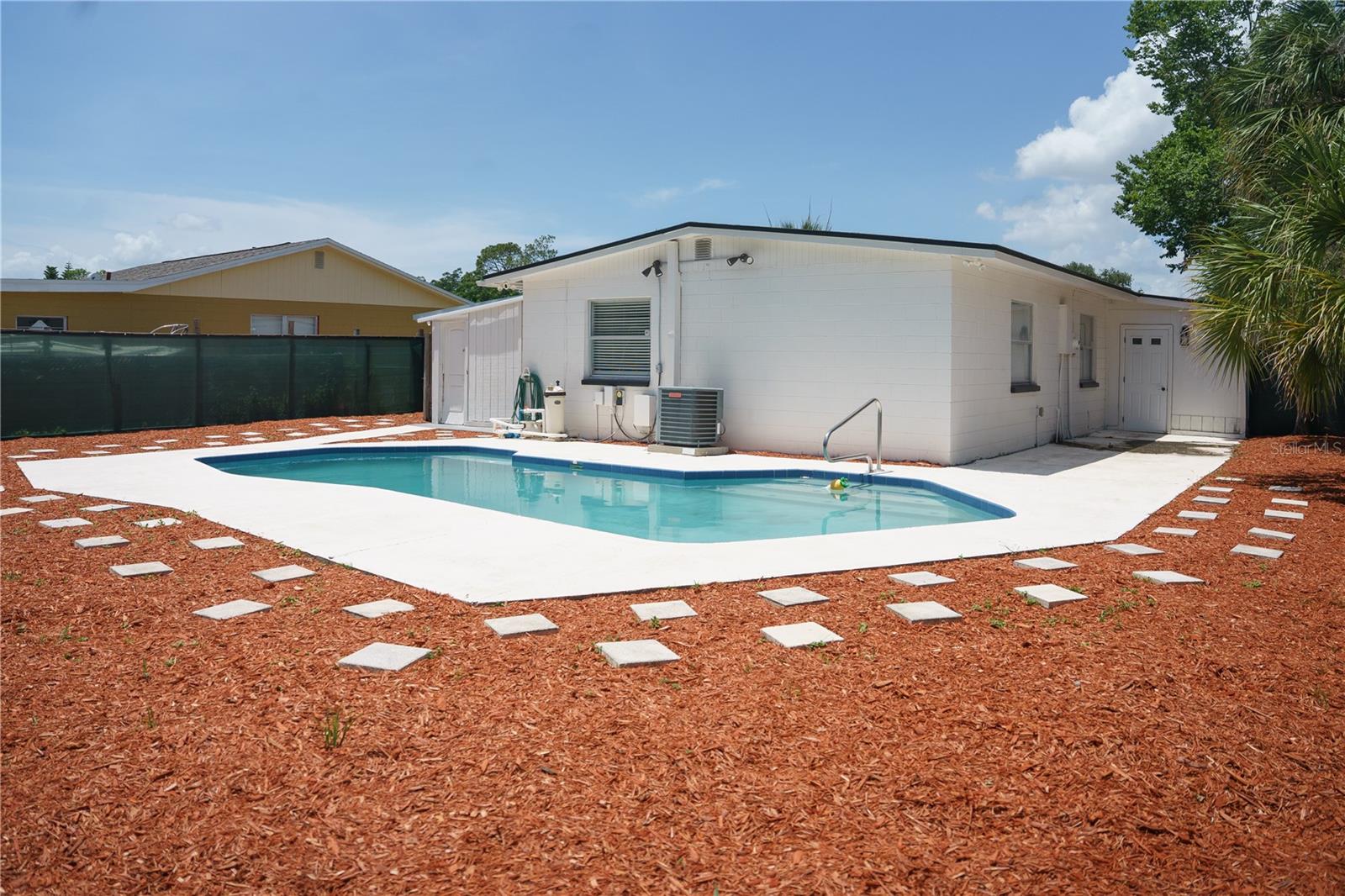 6552 S WEST SHORE CIR, TAMPA, FL, 33616