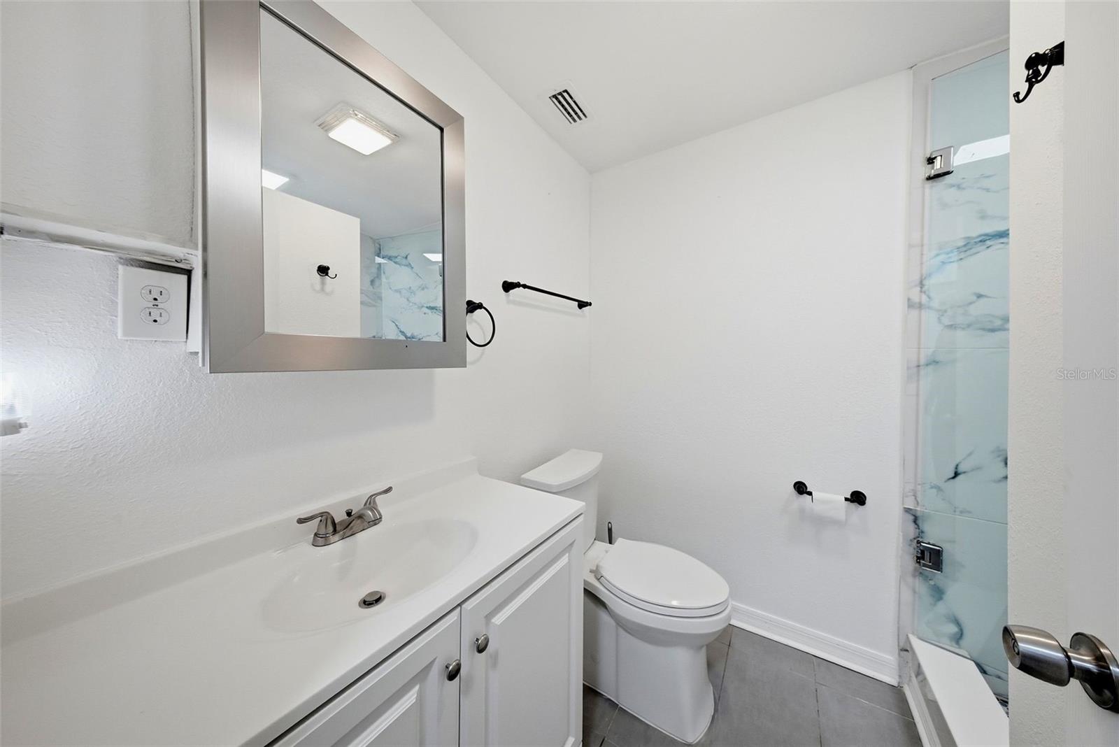 1565 CONNECTICUT AVE NE, ST PETERSBURG, FL, 33703