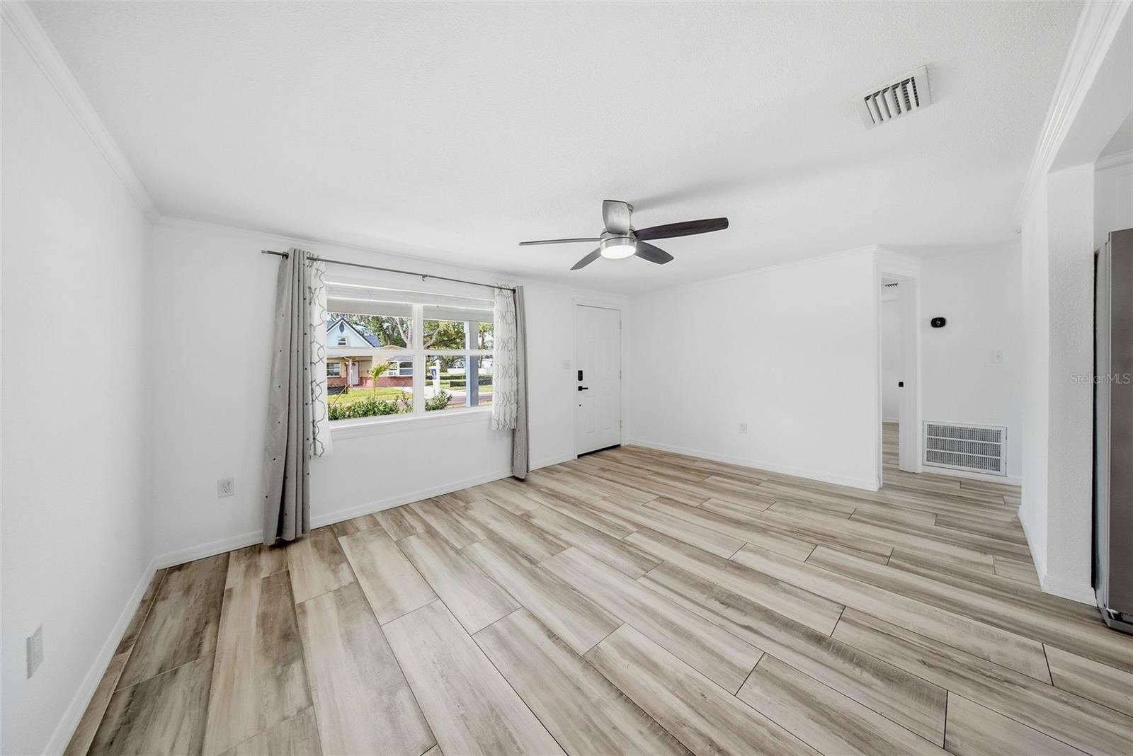 1565 CONNECTICUT AVE NE, ST PETERSBURG, FL, 33703