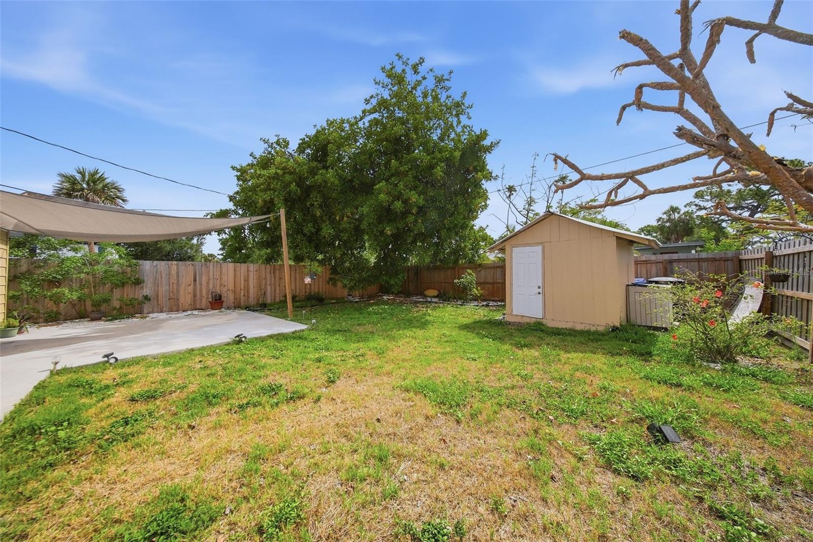 1565 CONNECTICUT AVE NE, ST PETERSBURG, FL, 33703