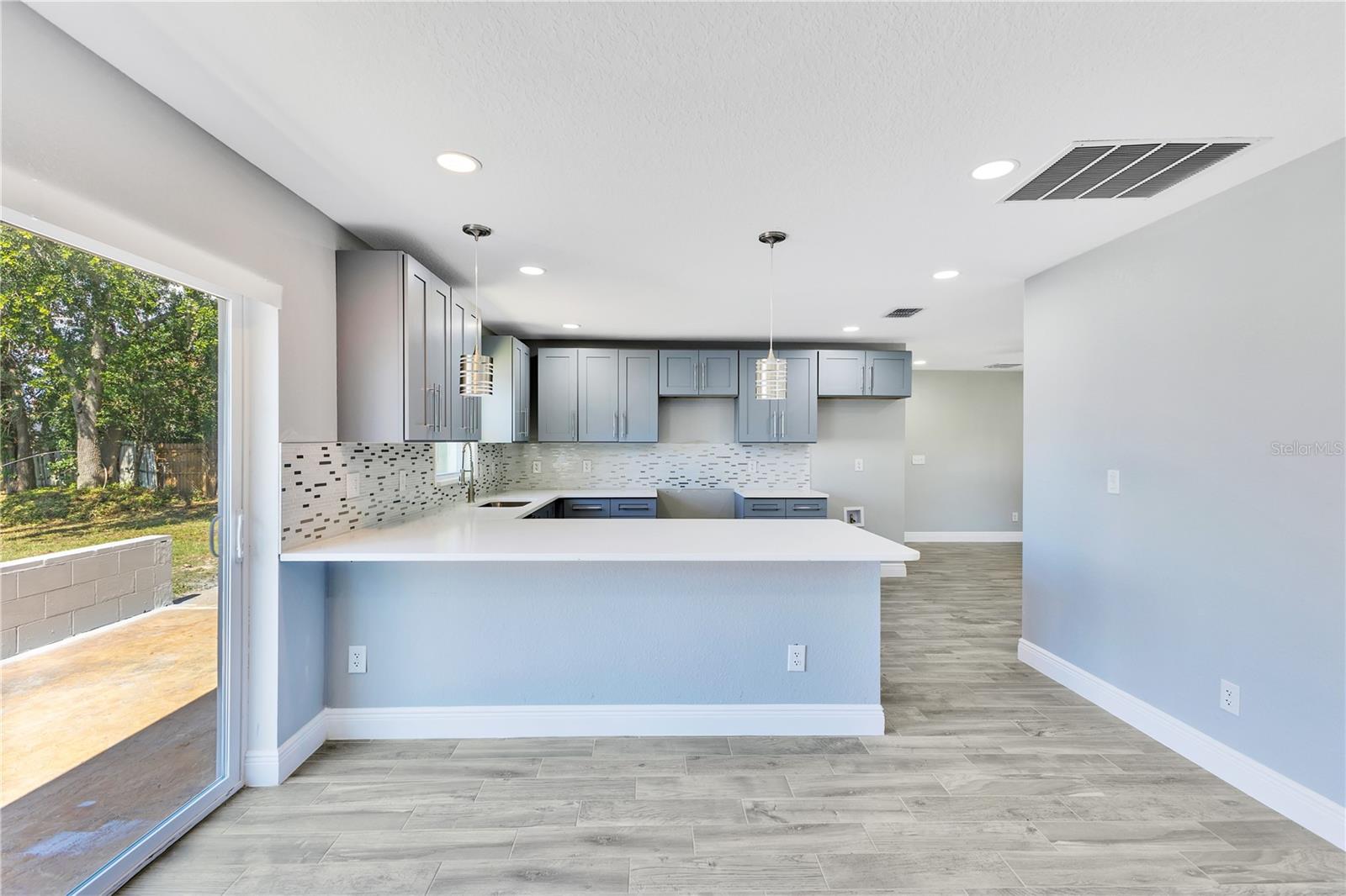 2419 ORANGE CENTER BLVD, ORLANDO, FL, 32805