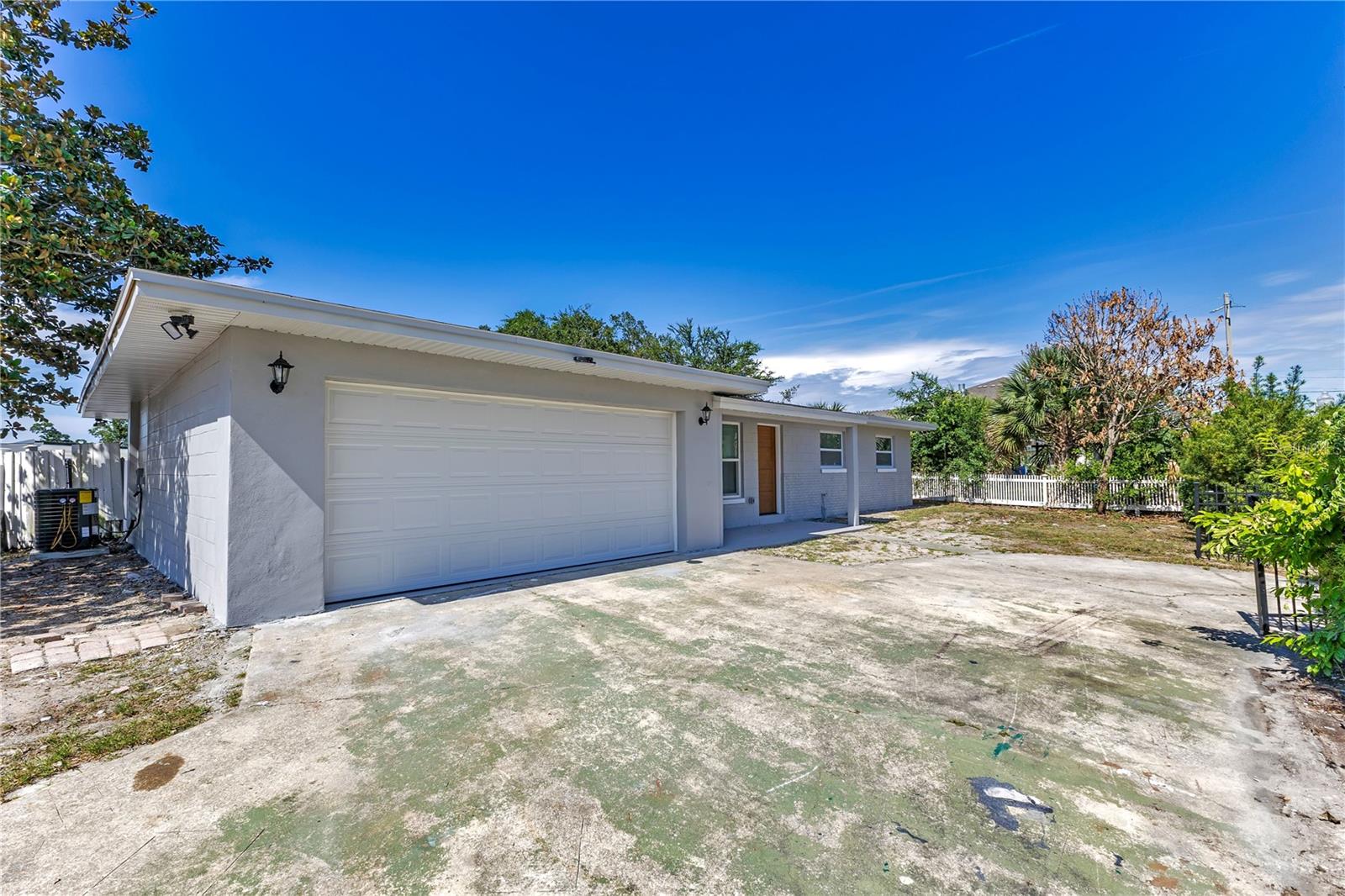 2419 ORANGE CENTER BLVD, ORLANDO, FL, 32805