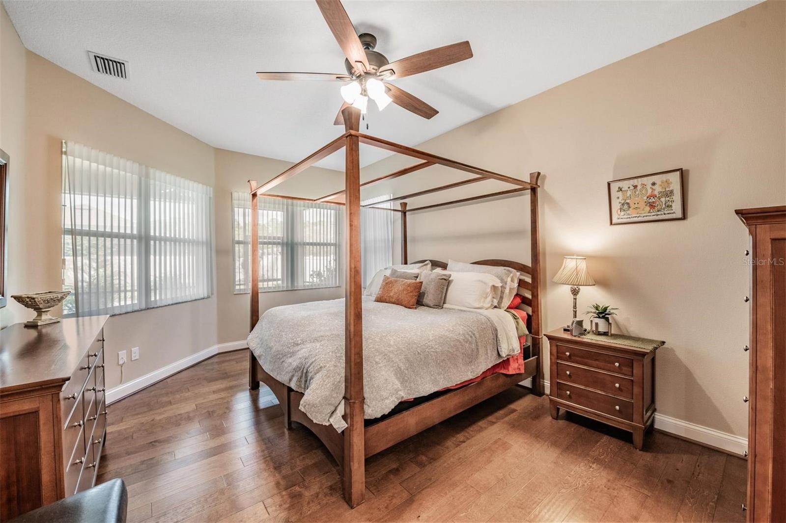 27205 HAWKS NEST CIR, WESLEY CHAPEL, FL, 33544