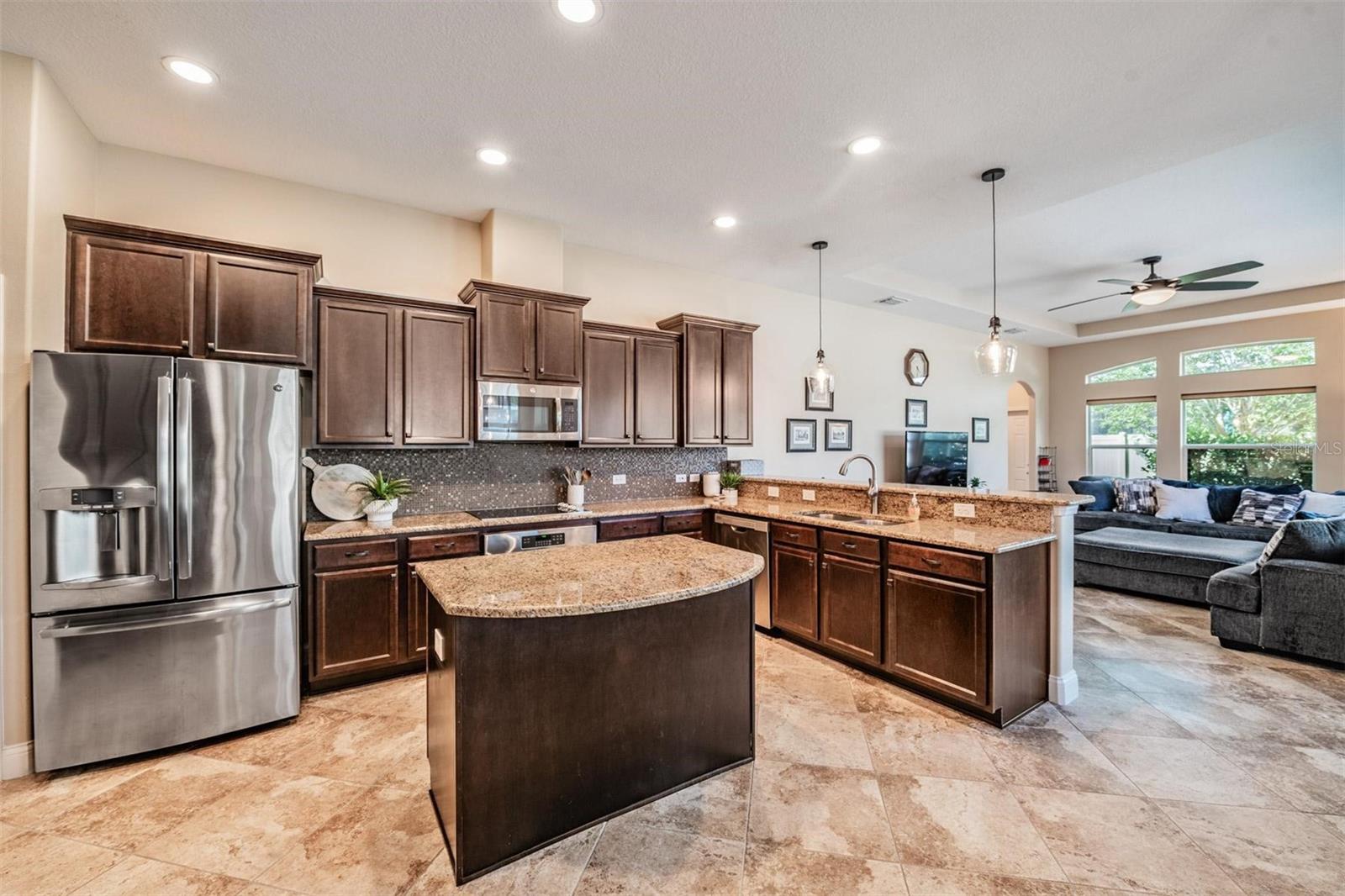 27205 HAWKS NEST CIR, WESLEY CHAPEL, FL, 33544