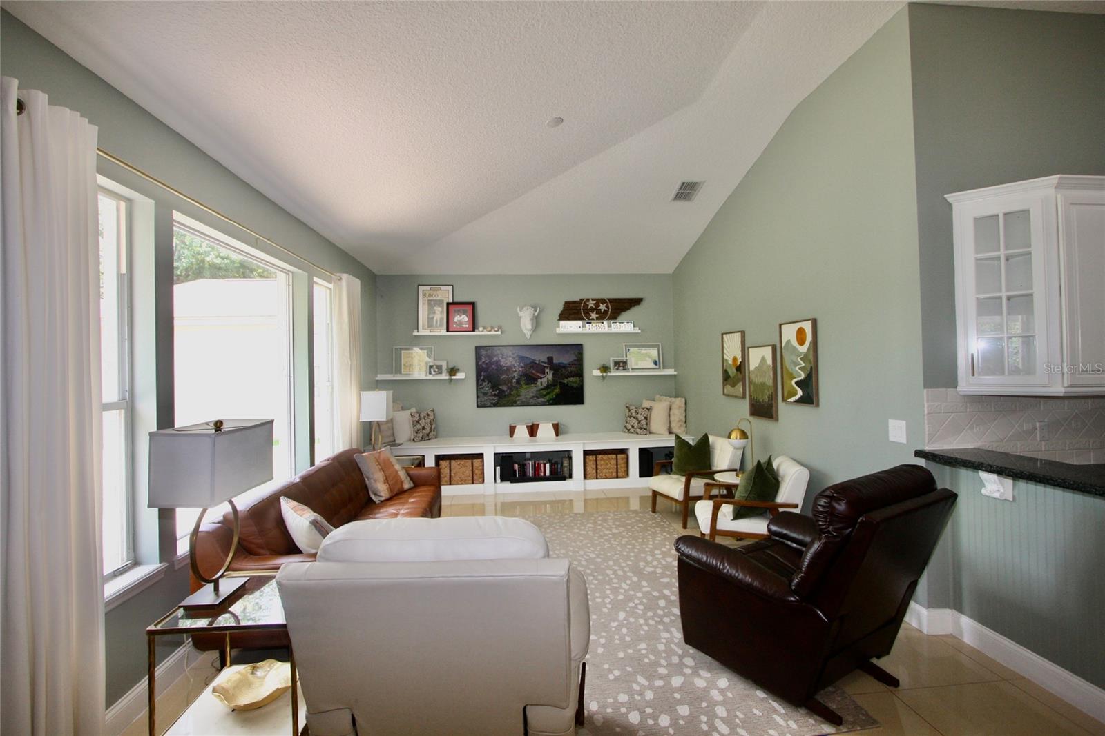 9041 LAUREL RIDGE DR, MOUNT DORA, FL, 32757