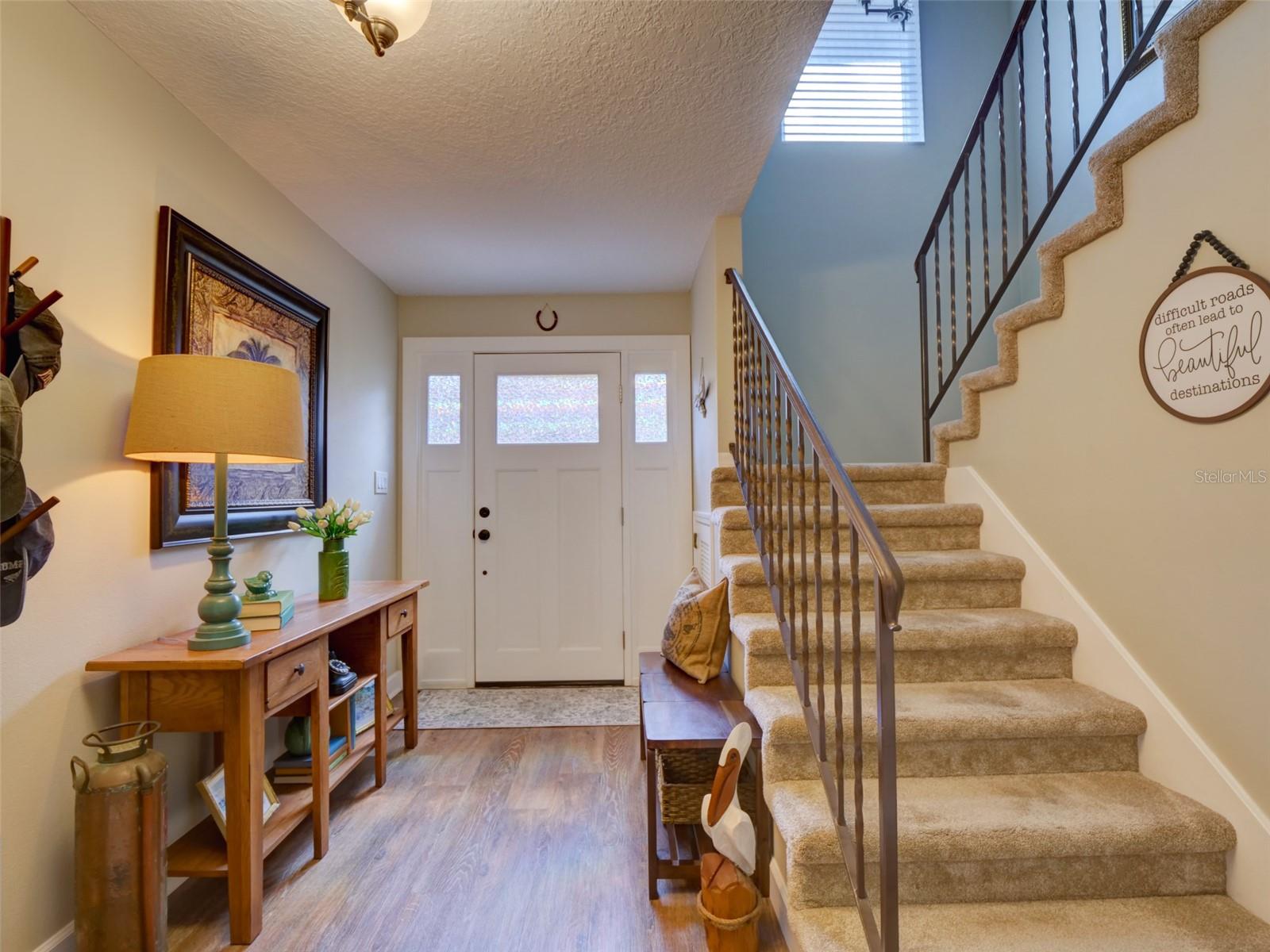 100 S TREMAIN ST #G2, MOUNT DORA, FL, 32757
