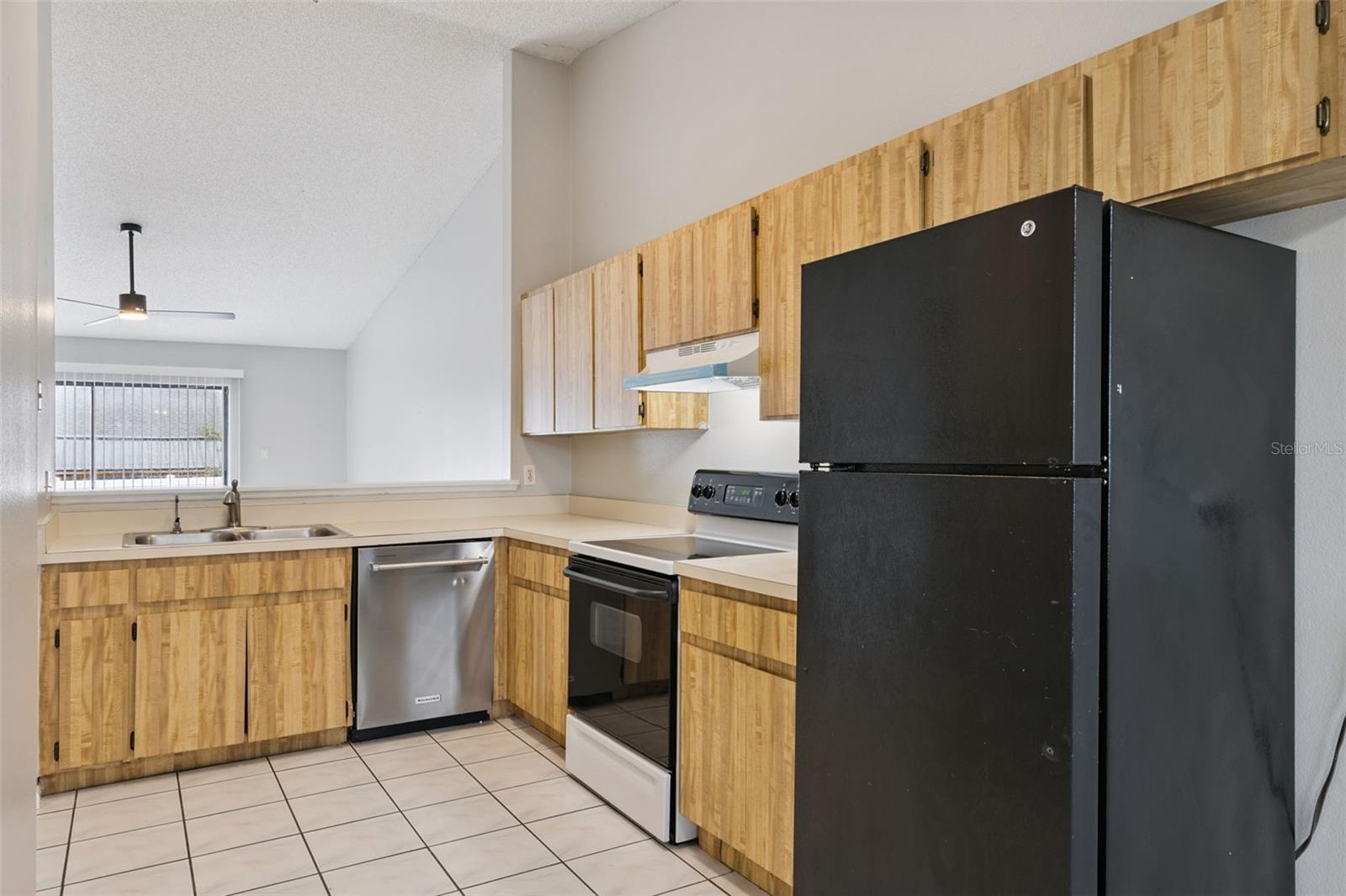 1008 OLLIFF WAY, OVIEDO, FL, 32765